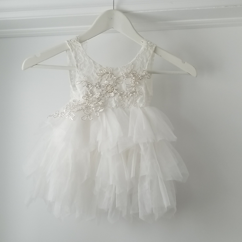 Elegant White Floral Appliqué Tulle Girls' Dress